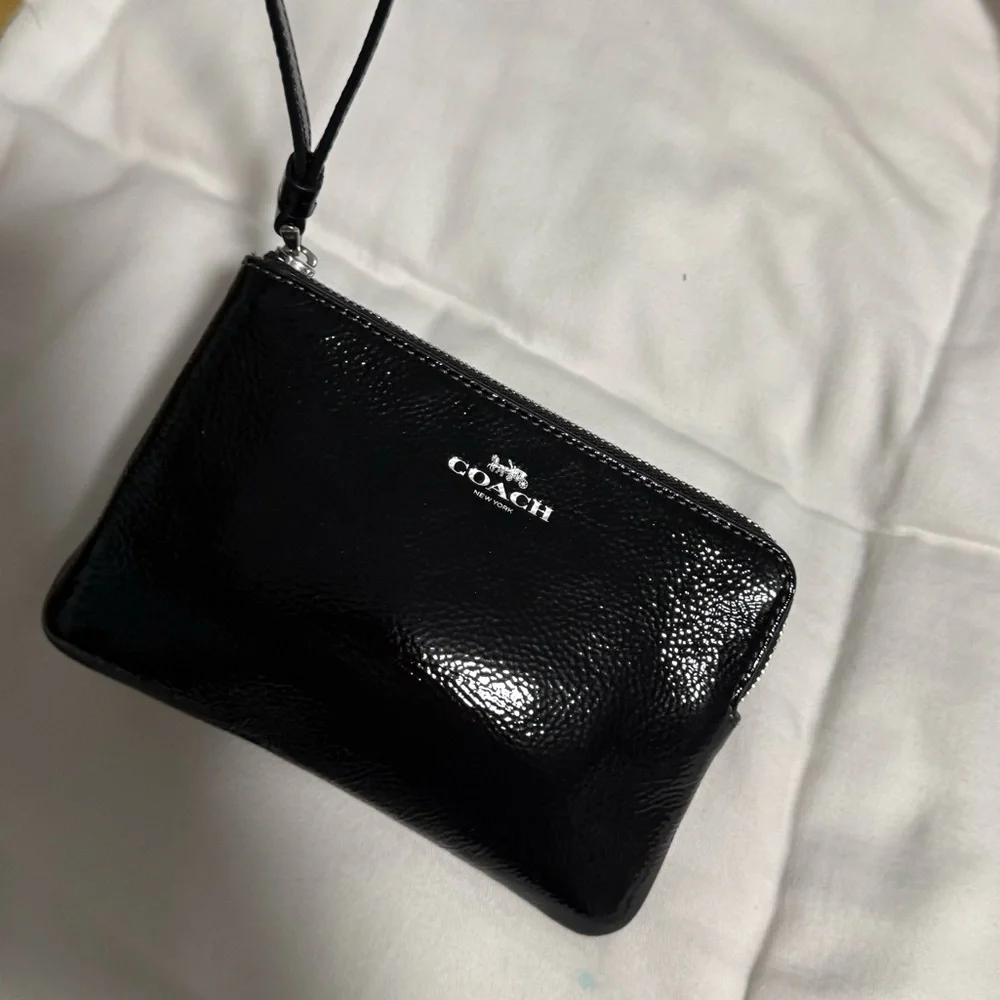 Coach Black Patent Leather Wristlet! NWT